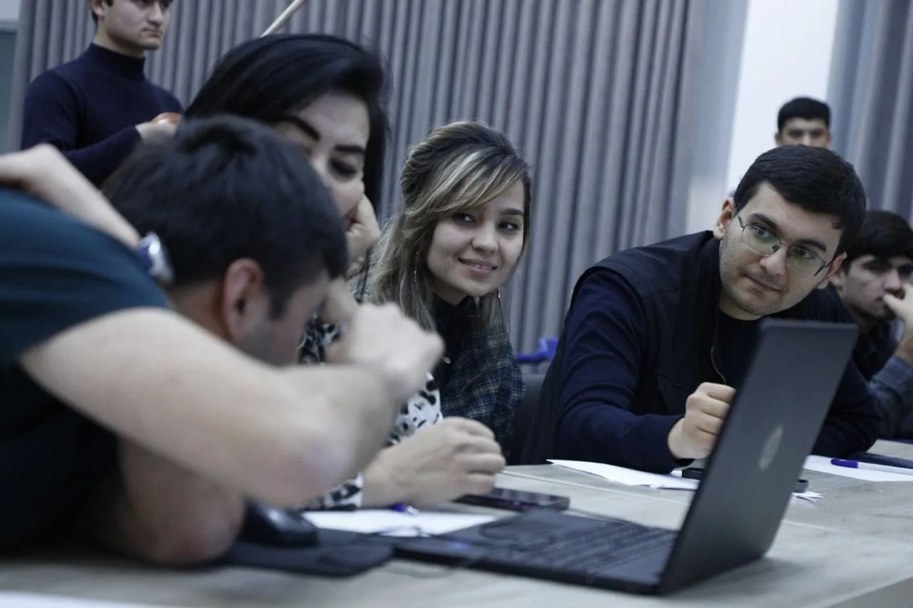 bcb20061-27fd-4edc-9605-a26f7cf4ed80