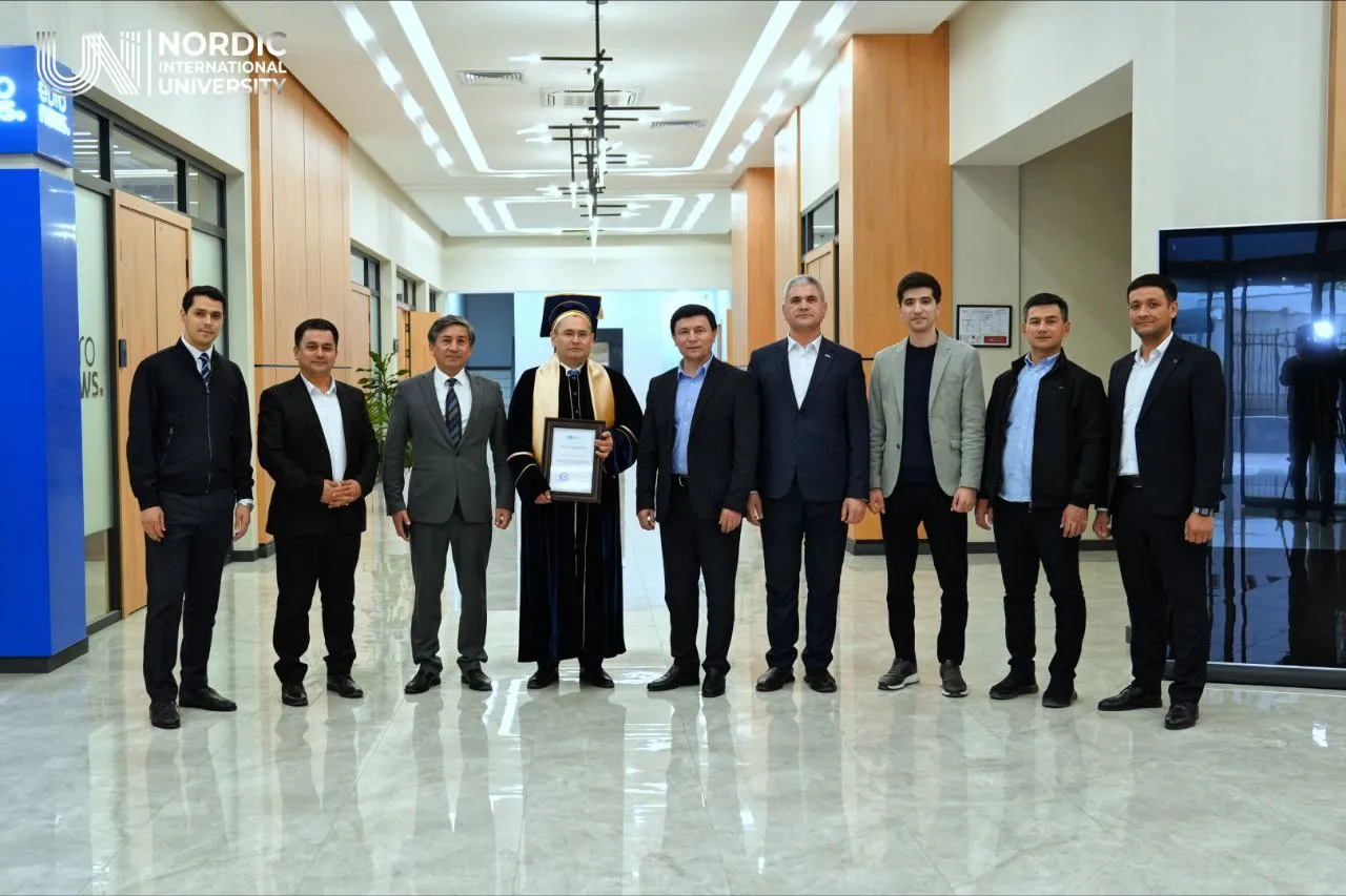 photo-2025-11-03-19-16-23