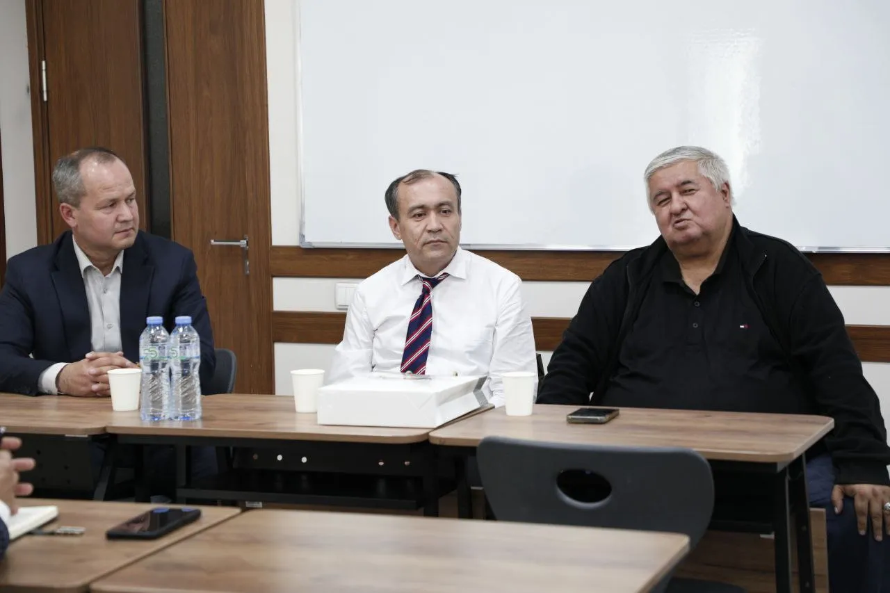 photo-2025-11-04-08-11-38-2