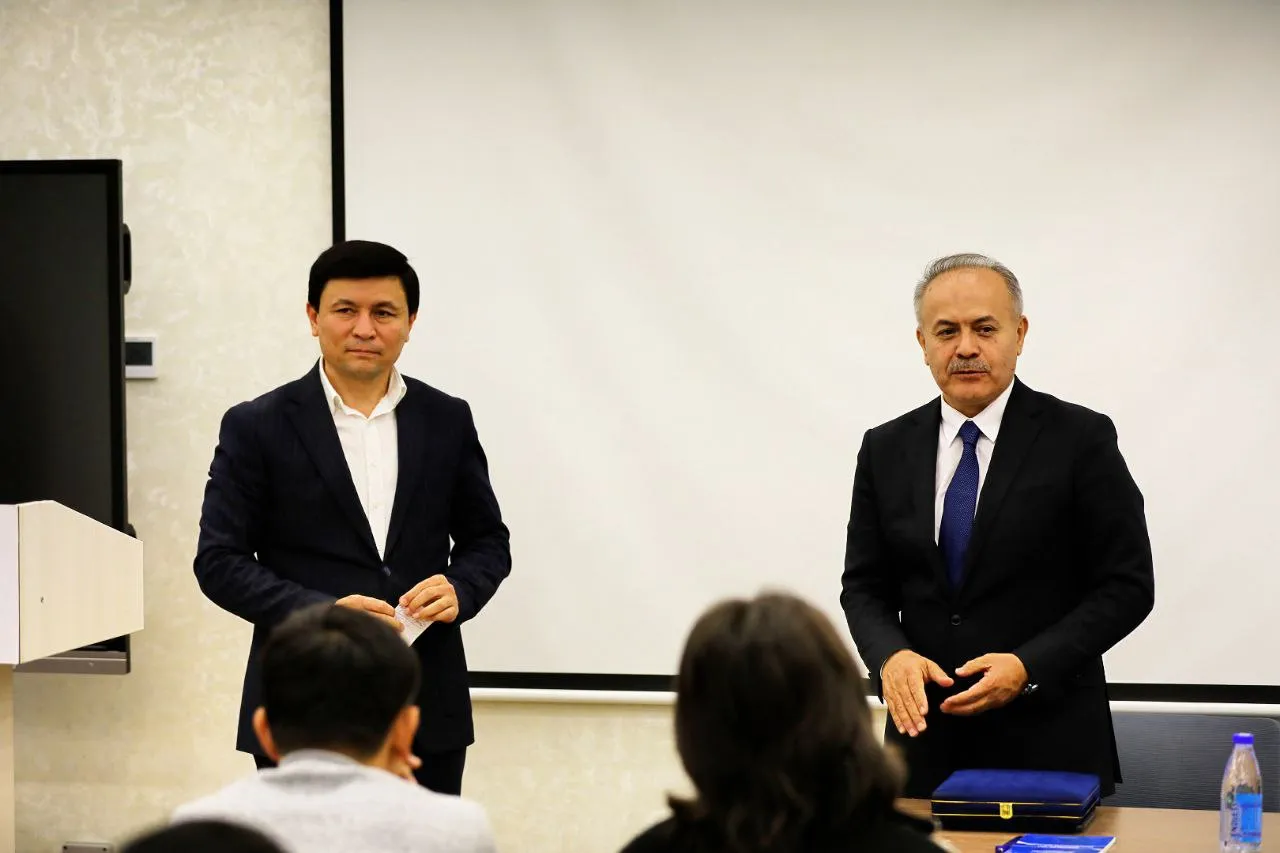 photo-2025-11-06-16-37-23-4