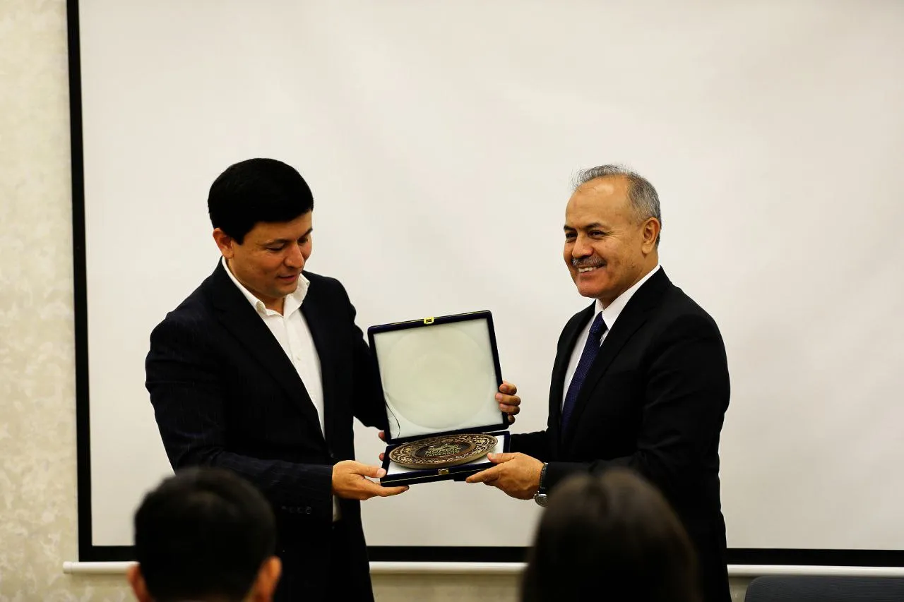 photo-2025-11-06-16-37-24