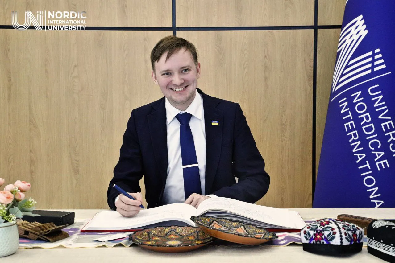 photo-2025-11-07-07-47-21