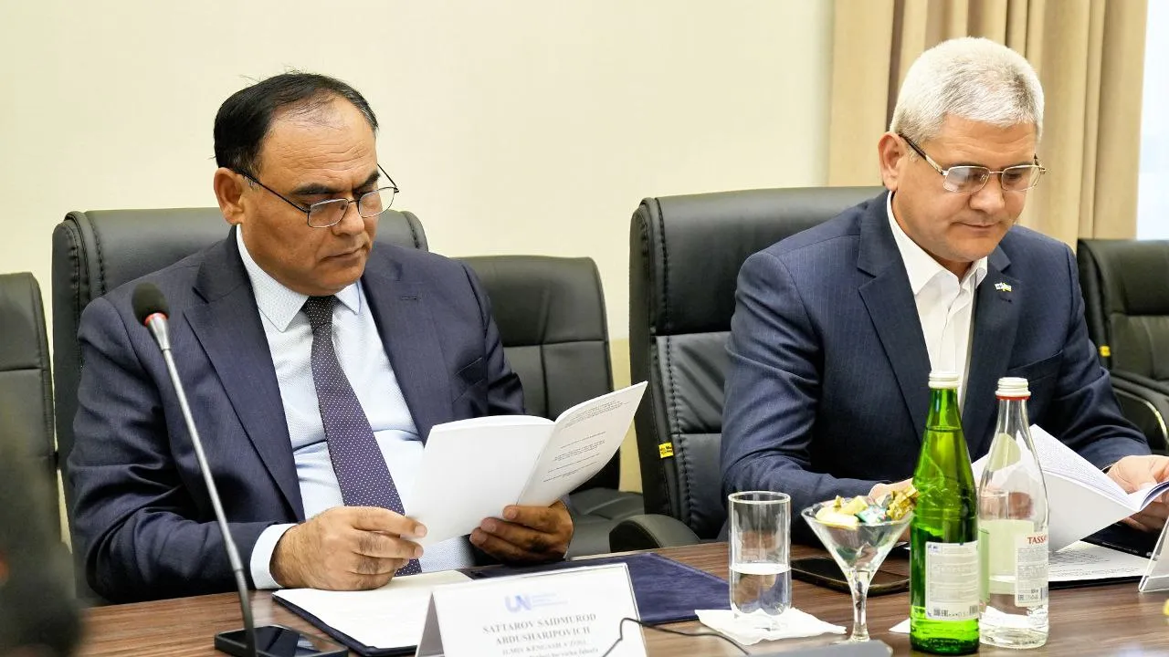 photo-2025-11-08-19-39-18-4