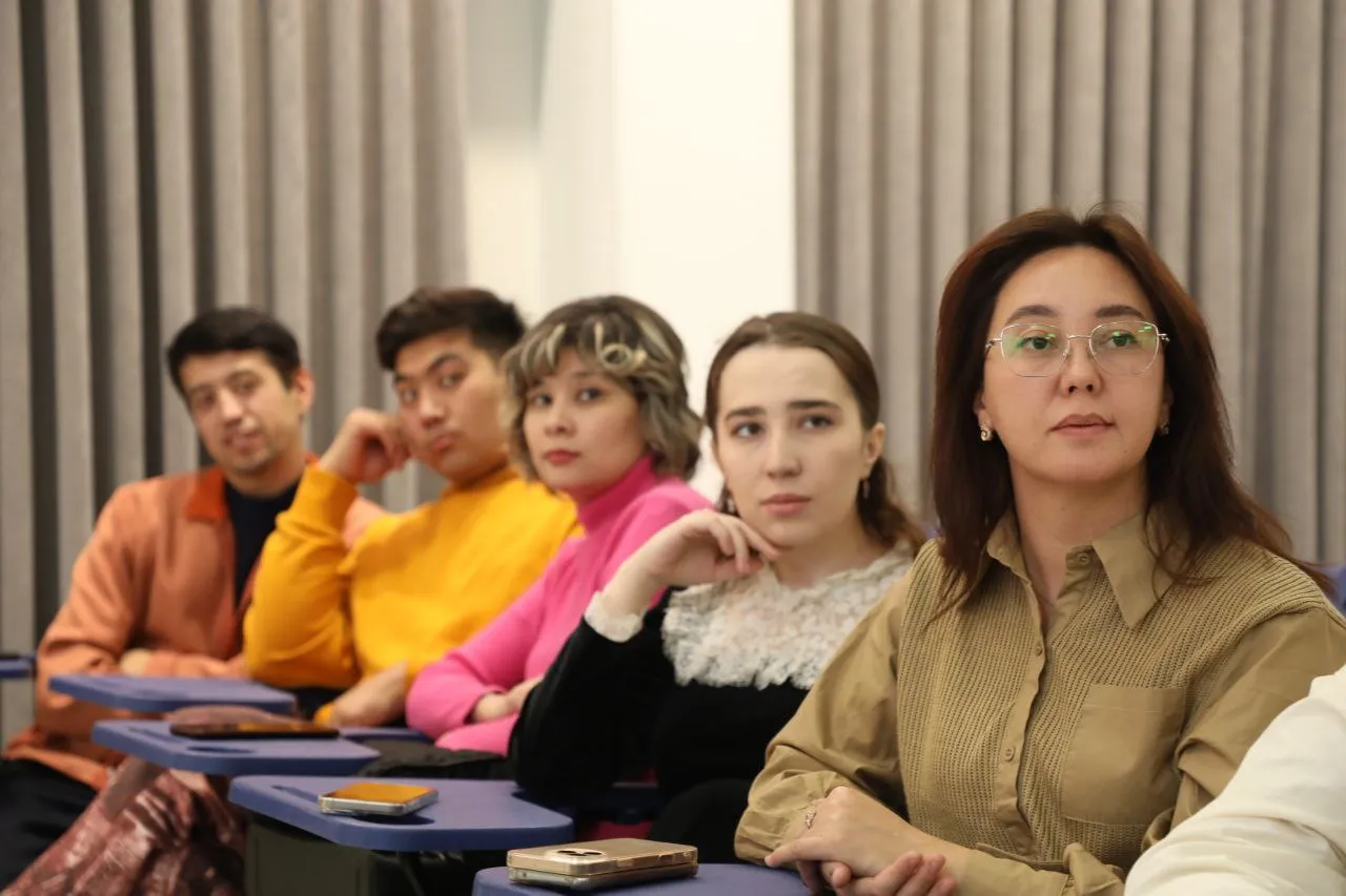 photo-2025-11-13-19-05-05-2