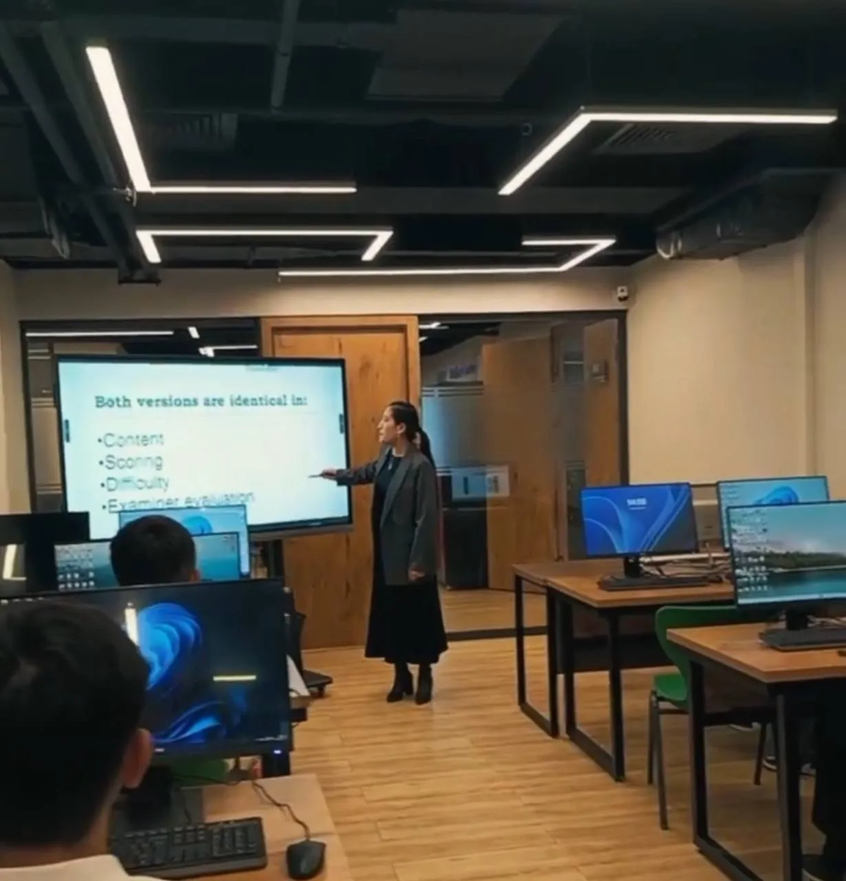 photo-2025-11-14-13-34-28